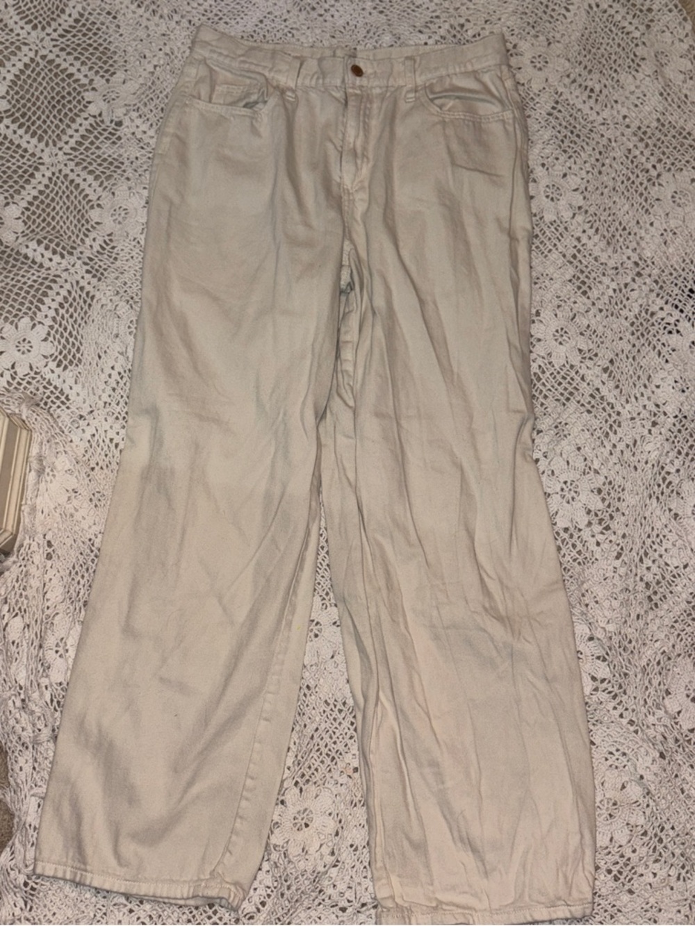 Universal Thread Wide Leg Jeans in Light Cream